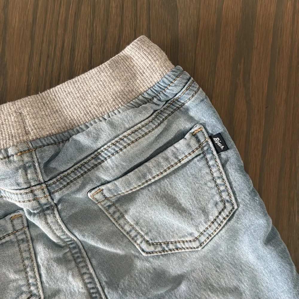 OshKosh B’gosh Baby Boys Pull-On Knit Denim Jeans Light Wash 18M